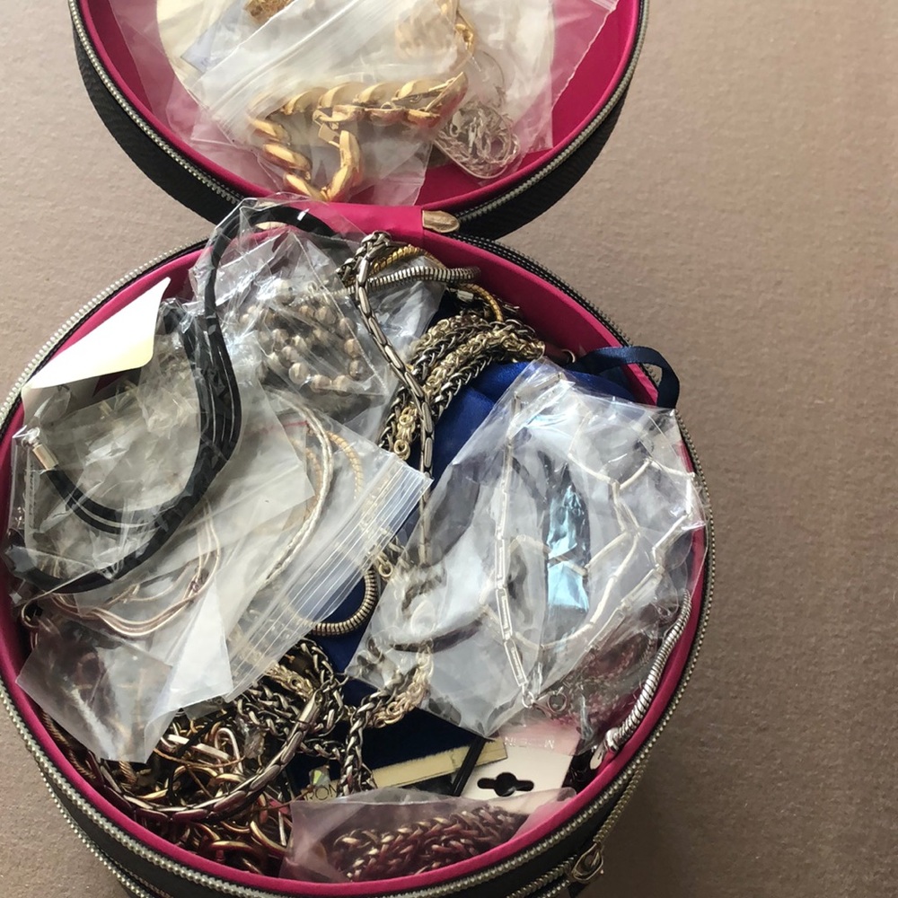 Bundles of jewlery 10pcs